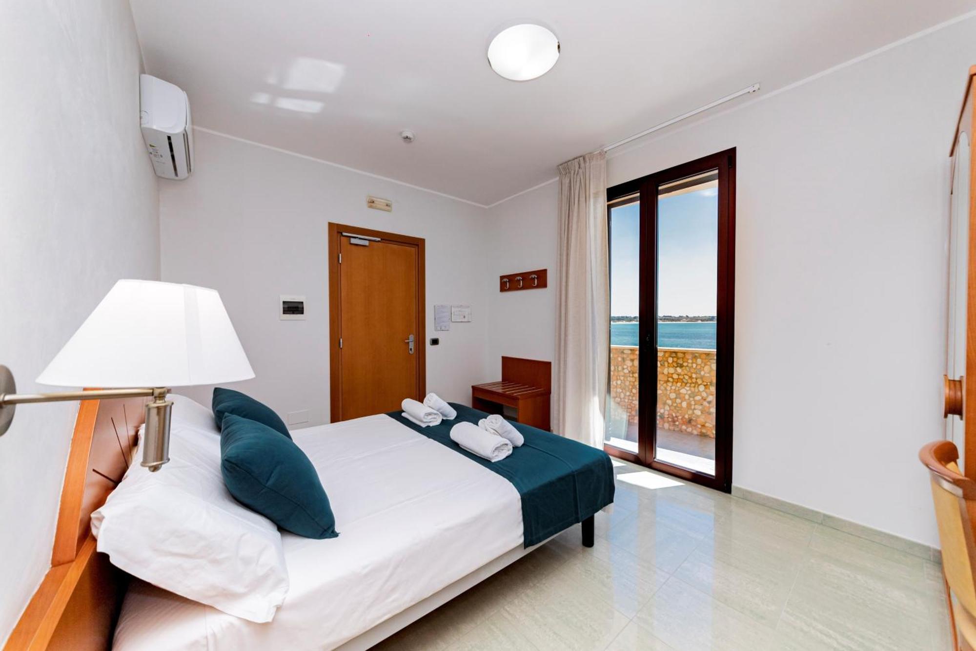 Hotel Alba トッレ・ラピッロ エクステリア 写真