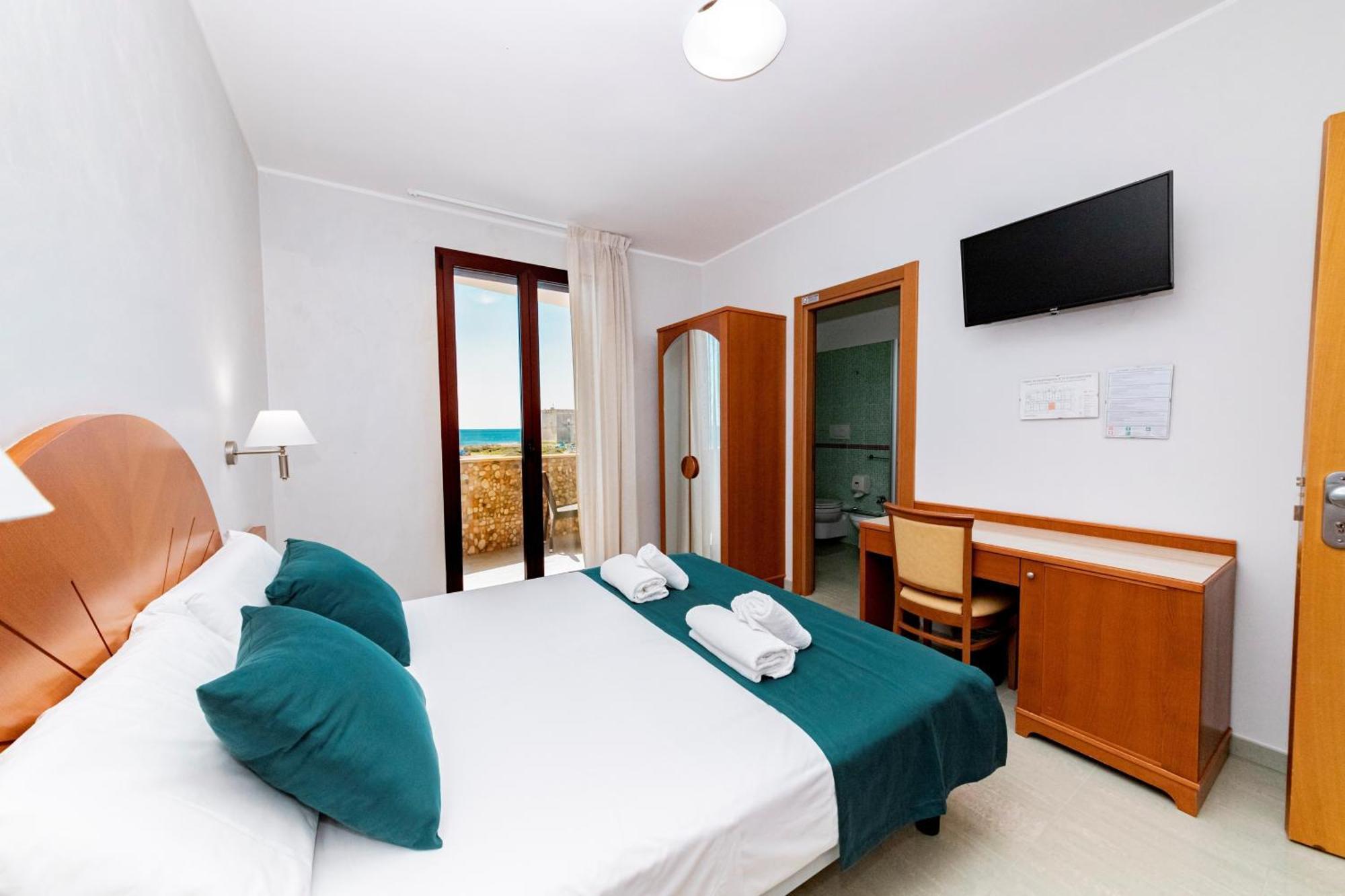 Hotel Alba トッレ・ラピッロ エクステリア 写真