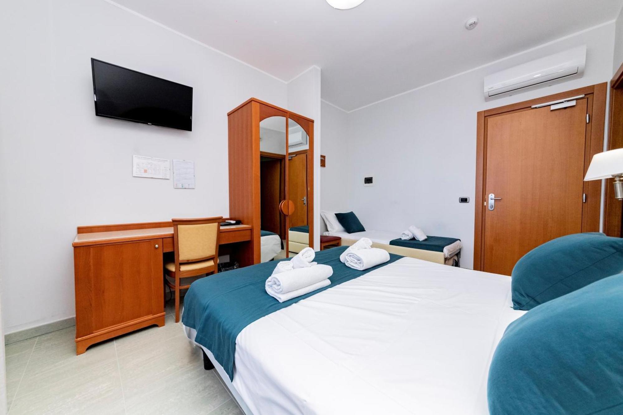 Hotel Alba トッレ・ラピッロ エクステリア 写真
